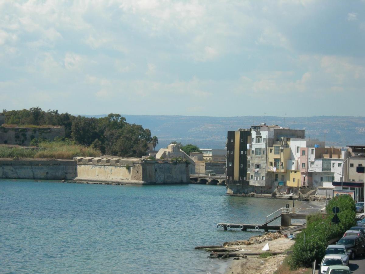 Вилла Casavistamare Аугуста Экстерьер фото